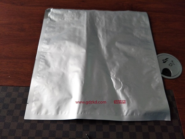 鋁箔袋，鋁箔袋廠家，防靜電鋁箔袋，東莞銘鑫包裝材料制品廠